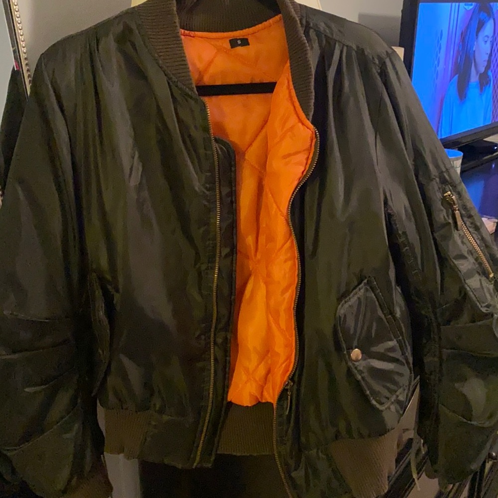 Bomber jacket